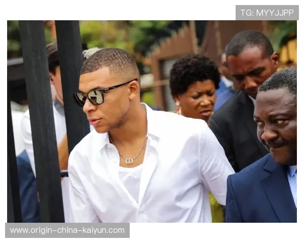 姆巴佩拍摄公益广告呼吁安全驾驶，传播社会责任