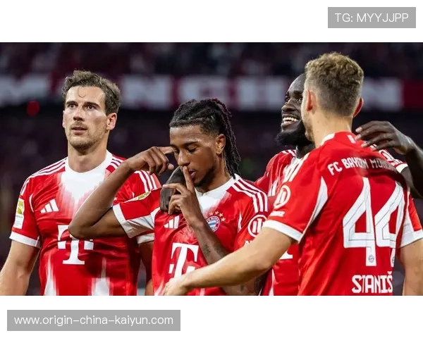 德甲拜仁边路组合连续破门，进攻如潮