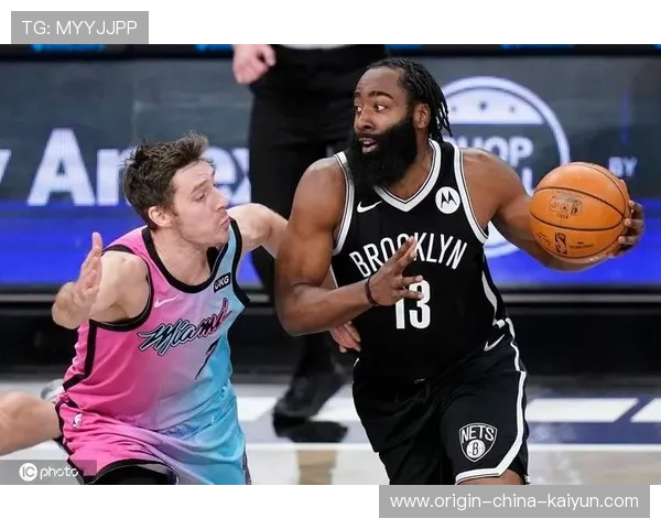 热火团队包夹策略成功瓦解对方攻势