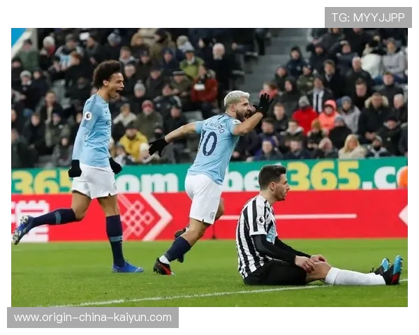 纽卡斯尔边路突破威胁蓝月亮